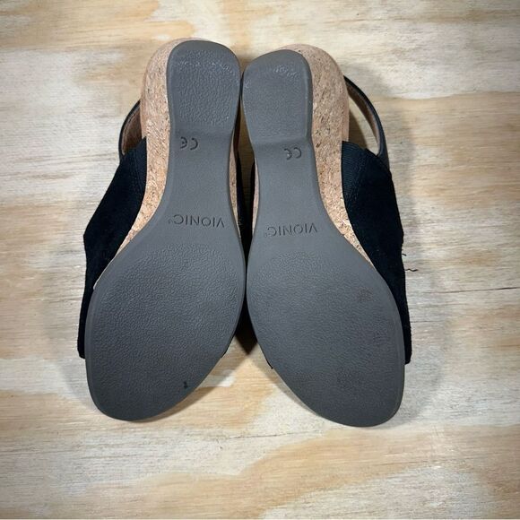 Vionic Marian Black Suede Wedge Sandals Women’s Size 6 - Picture 7 of 9
